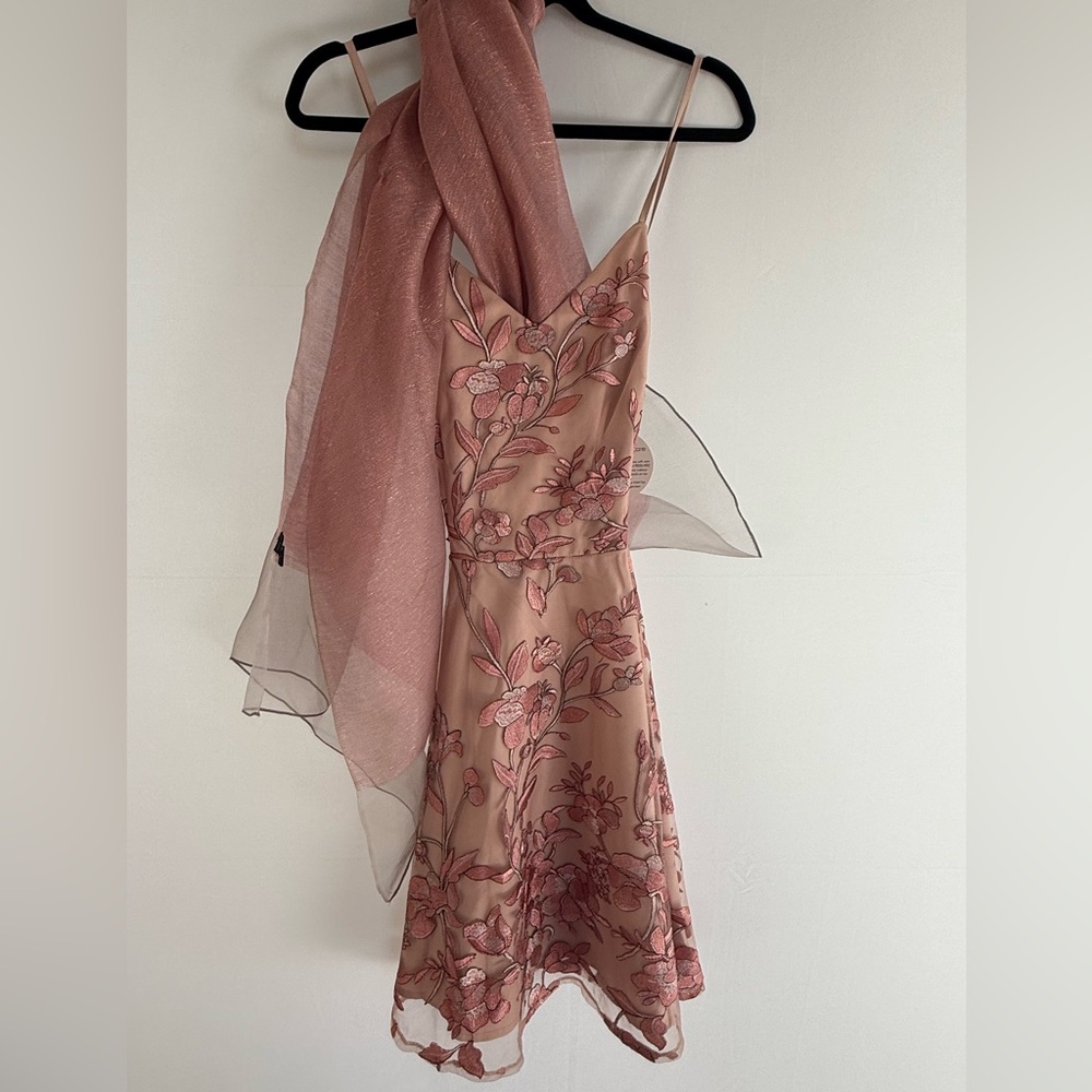 Two Sisters the label Embroidered - Size Large Floral Midi Dress in Orchid Pink